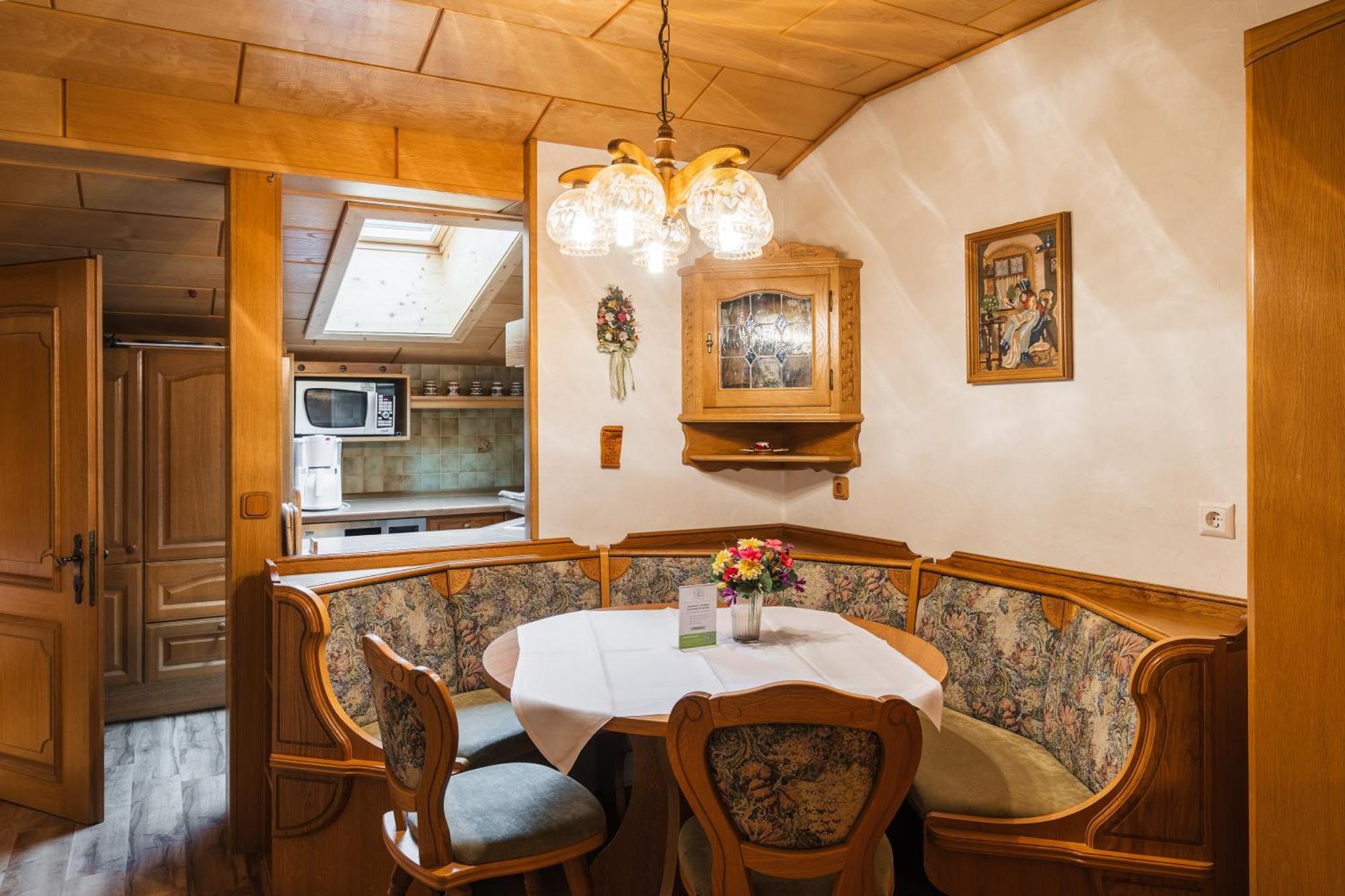 Appartementanlage Thermenblick Ski In & Ski Out 바트키르히하임 외부 사진