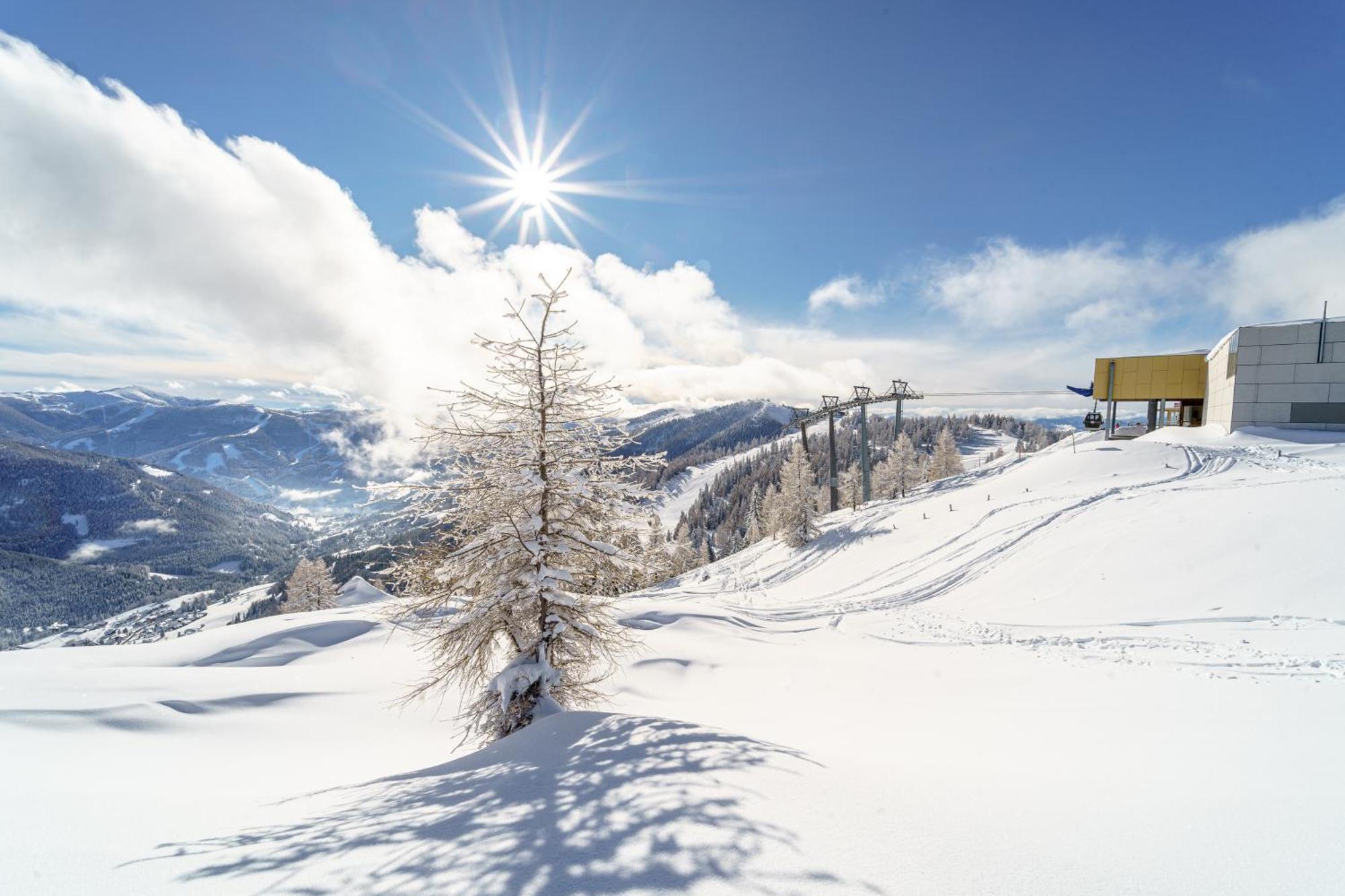 Appartementanlage Thermenblick Ski In & Ski Out 바트키르히하임 외부 사진